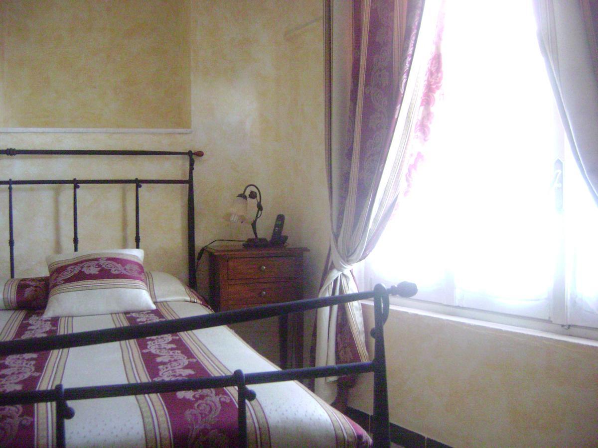 La Finestrella Di Montalto Locanda Badalucco Buitenkant foto
