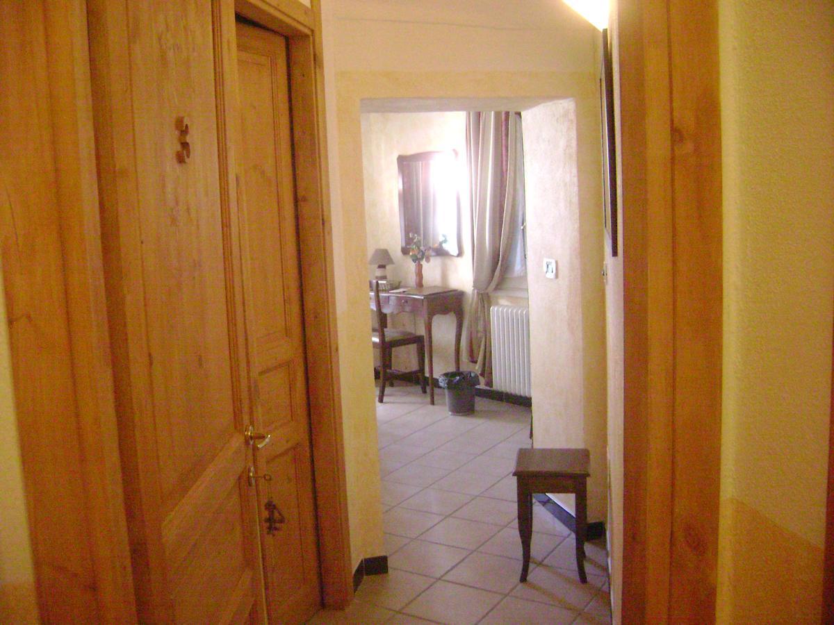 La Finestrella Di Montalto Locanda Badalucco Buitenkant foto