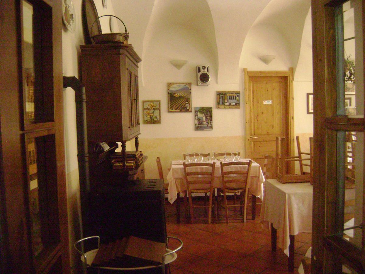 La Finestrella Di Montalto Locanda Badalucco Buitenkant foto