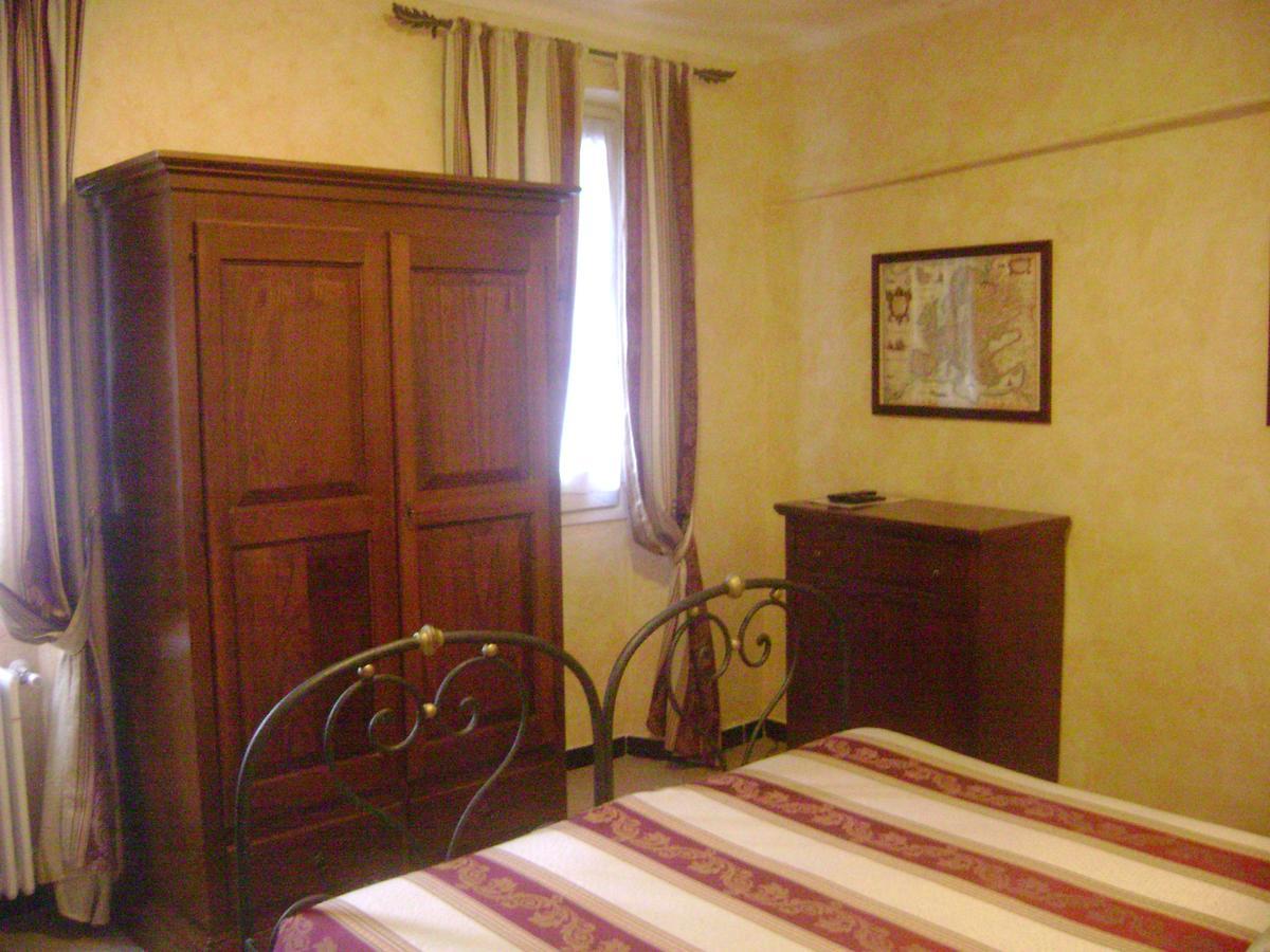 La Finestrella Di Montalto Locanda Badalucco Buitenkant foto