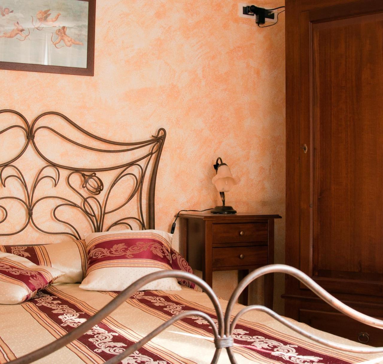 La Finestrella Di Montalto Locanda Badalucco Buitenkant foto